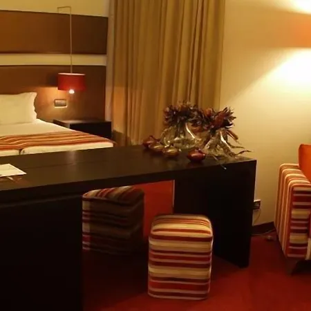 Hotel Dighton Oliveira de Azemeis
