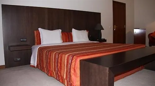 Dighton 4* Oliveira de Azemeis